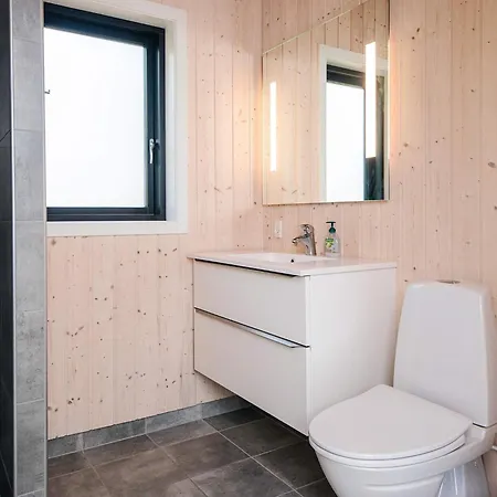 بيت للعطل 4 Star In Grenå